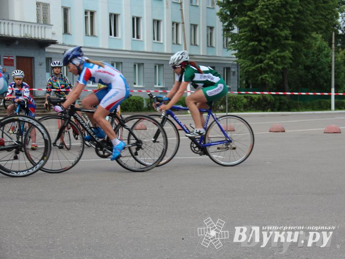 Гонка-критериум по велосипедному спорту