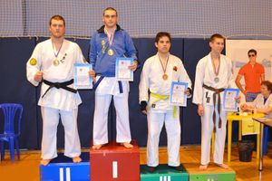 Великолучанин  завоевал «серебро» на соревнованиях СЗФО по кобудо (ФОТО)