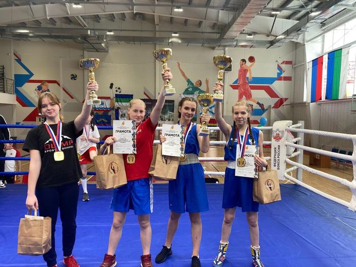 Великолучане привезли золото с Первенства СЗФО по боксу (ФОТО)