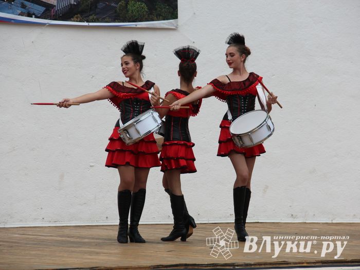 Лучшие мажоретки и барабанщицы награждены (ФОТО)