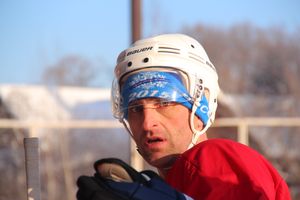 Великолукский хоккей: много забитых шайб и немного потасовок и разбитых лиц (фото)