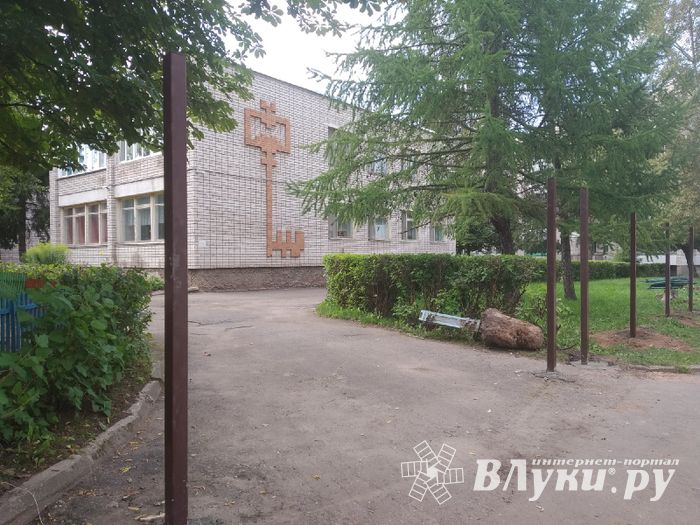 В детском саде № 1 появился новый забор (ФОТО)