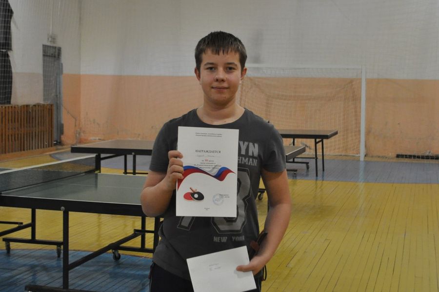 Великолучане привезли награды с турнира по натольному теннису (ФОТО)