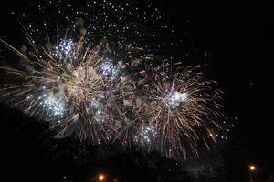 Салют в Великих Луках (ФОТО)