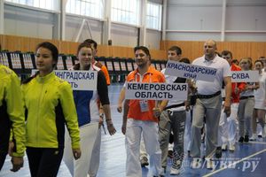 В Великих Луках стартовали всероссийские соревнования лучников (фото)