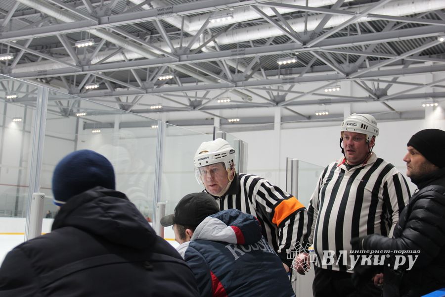 К «ЛукиСпорт» уступил с разницей в одну шайбу (ФОТО)