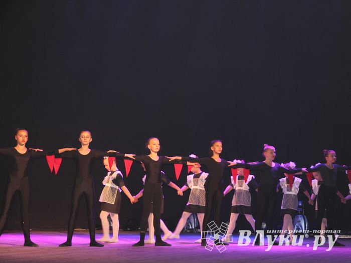 18 мая состоялся юбилейный концерт коллектива мажореток «Золотые погоны» (ФОТО)