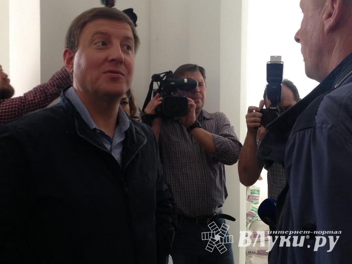 Андрей Турчак посетил Драмтеатр Великих Лук