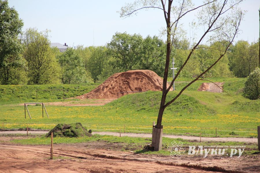 Подрядчик: Крепость в Великих Луках будет, как при Петре Первом... (ФОТО)