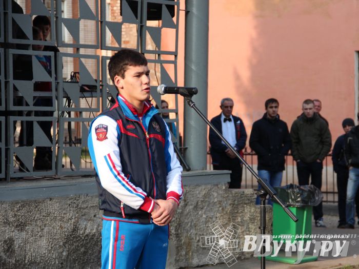 В Великих Луках прошло открытие мемориальной доски памяти Е.А. Клевцова