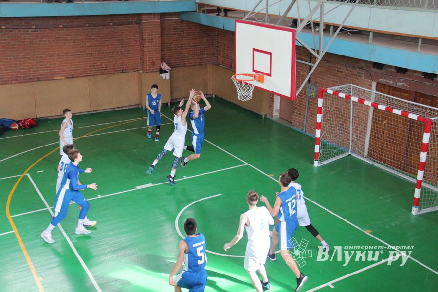 Великолучане завоевали золото финальных соревнований по баскетюолу 11-й областной Спартакиады (ФОТО)