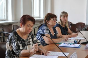 В Великих Луках состоялась встреча уполномоченного по правам ребёнка в Псковской области Н.В. Соколовой с представителями городских структур (фото)