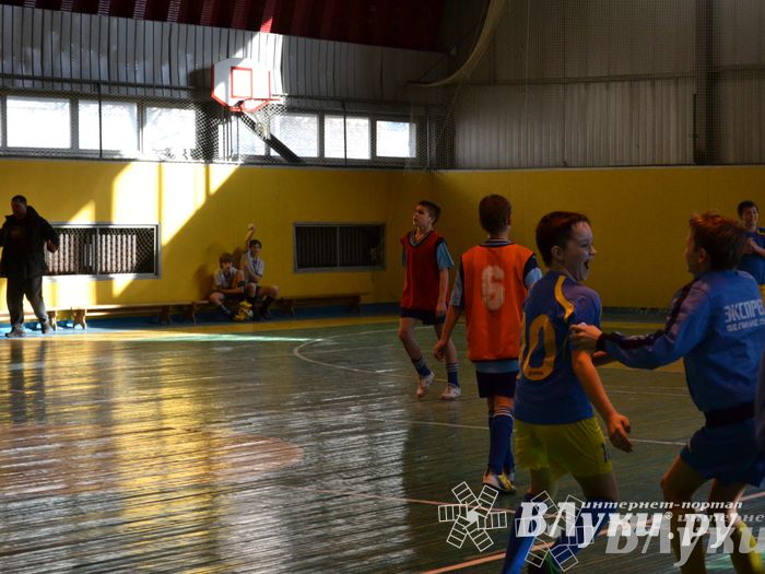 XII Традиционный Международный открытый турнир по мини-футболу среди юношей 2001-2002 г. р.