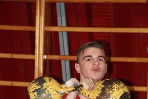 В Великих Луках состоялся Чемпионат по гиревому спорту (фото)