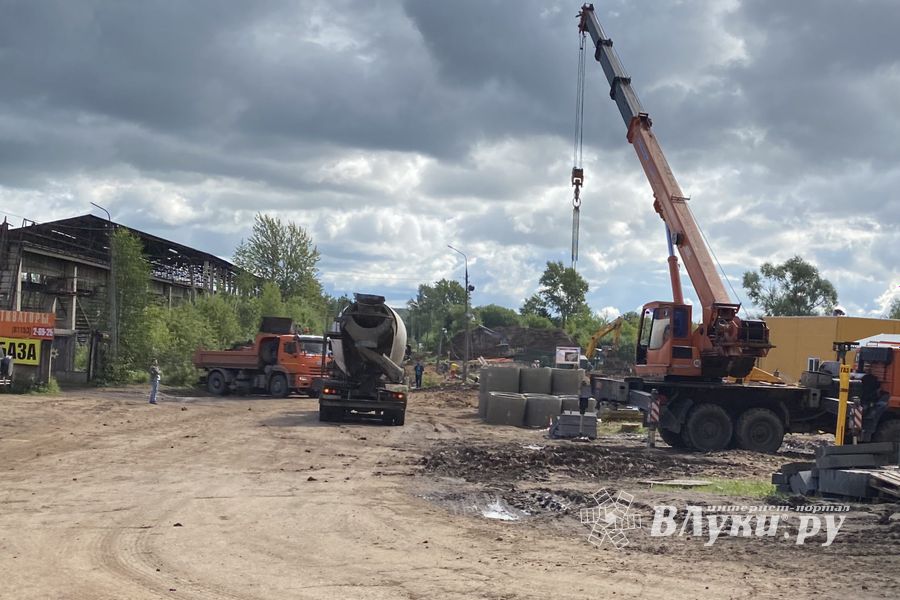 Начались работы по благоустройству территории  вокруг отделения областной инфекционной больницы (ФОТО)