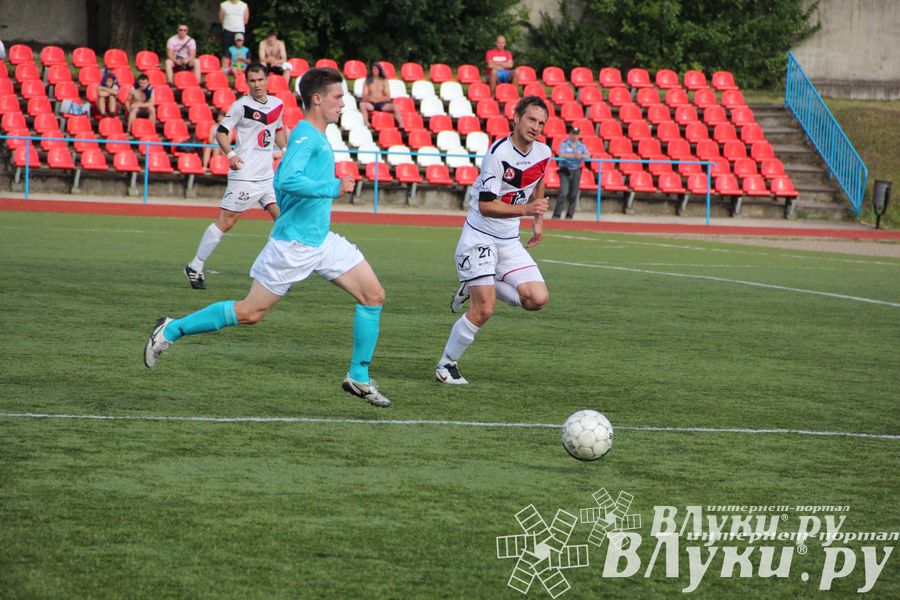 В Великих Луках состоялся матч «Луки-Энергия» — «Звезда» (Санкт-Петербург)