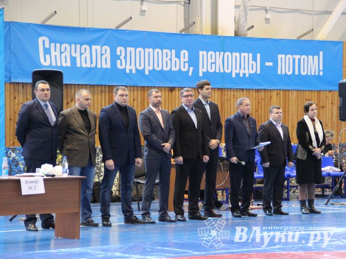 Всероссийские соревнования по самбо проходят в Великих Луках (ФОТО, 0+)