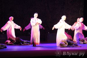 Государственный ансамбль «Русский Север» представил в Великих Луках мюзикл «Василий Теркин» 