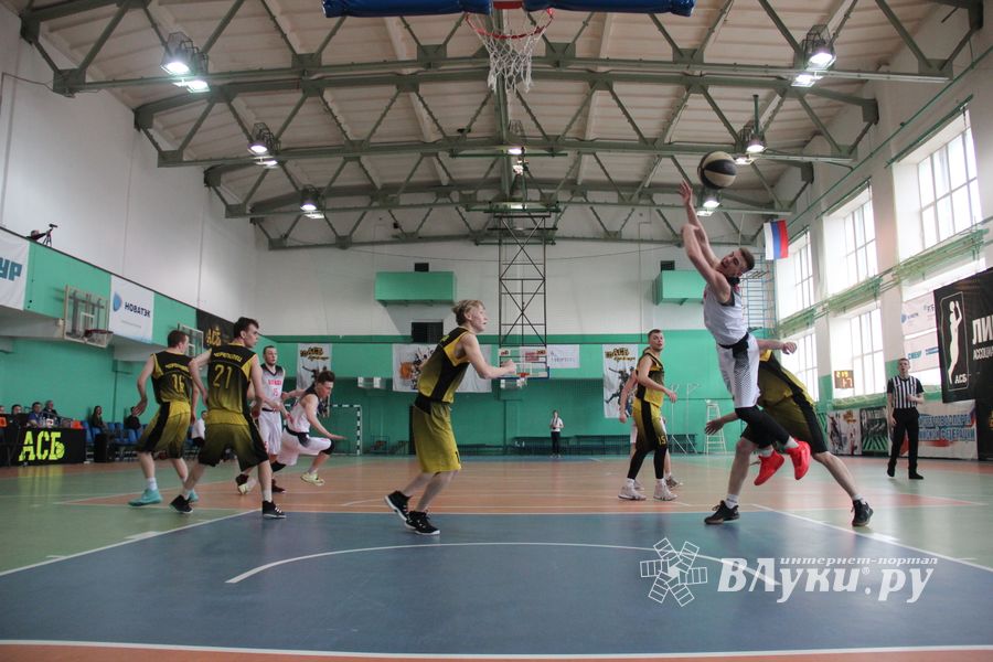 В Великих Луках прошли студенческие игры АСБ Лиги Белова (ФОТО)