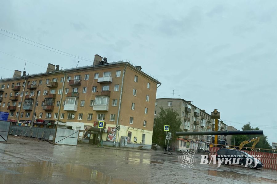 Площадь Калинина опять затопило (ФОТО)