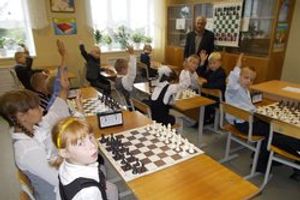 Благотворительный проект Российской шахматной федерации стартовал в Псковской области (фото)
