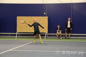В Великих Луках прошло Первенство по большому теннису (фото)