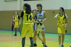 Великолучанки завоевали «серебро» на традиционном турнире по баскетболу (ФОТО)