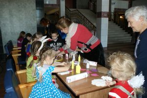 В Псковской области полицейские, артисты и общественники организовали детский праздник (фото)