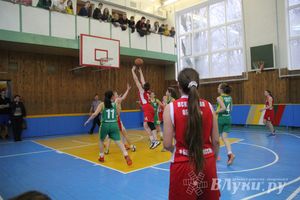 Великолучанки заняли первое место в дивизиональной игре «КЭС-Баскет» (фото)