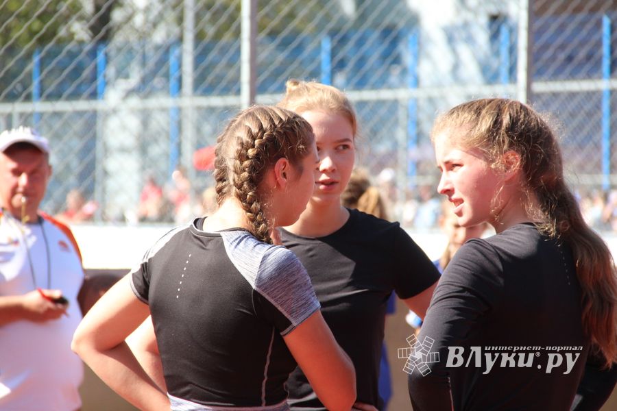 Большой спортивный праздник в Великих Луках (ФОТО)