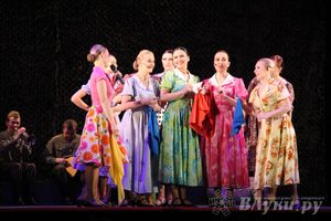 Государственный ансамбль «Русский Север» представил в Великих Луках мюзикл «Василий Теркин» 