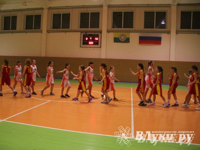Великолукские баскетболисты стали победителями междугородних соревнований по баскетболу