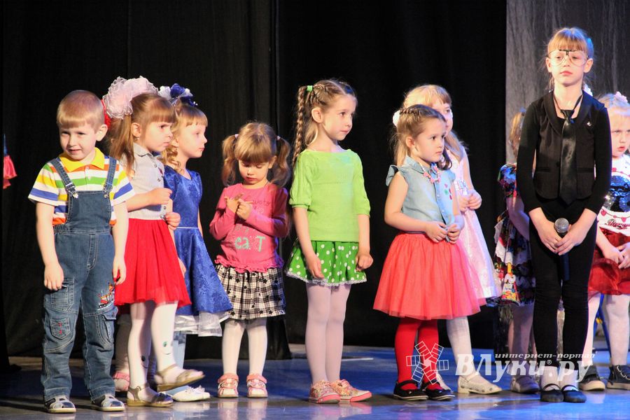 В ГДК им. Ленина состоялся концерт самых юных артистов (ФОТО)