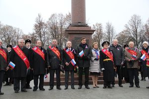 Великие Луки отметили День народного единства (фоторепортаж)