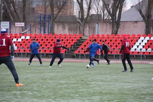 Боевая ничья в памятном футбольном матче (ФОТО)