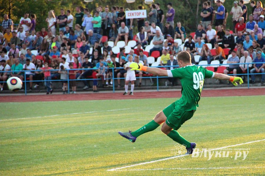 Хороший футбол без забитых мячей — «Луки-Энергия» сыграла с «Локомотив-Казанка» (ФОТО)