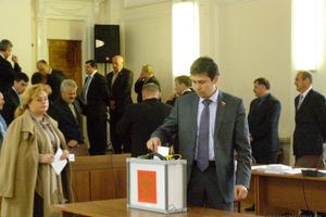 Выбор главы администрации Великих Лук