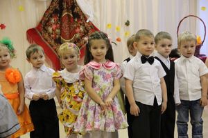 В детском саду №16 прошёл осенний утренник (ФОТО)