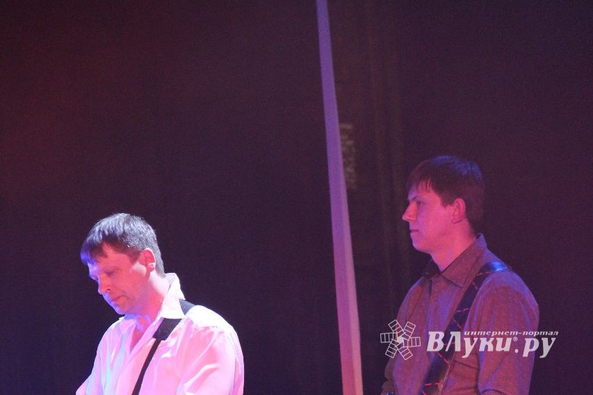 В ДК ЛК состоялся концерт Юрия Михайлова