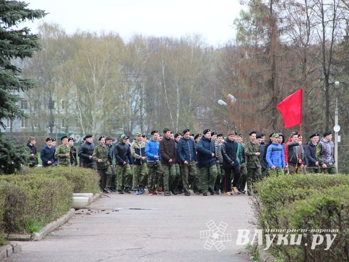 8 лицей готовится к параду 9 мая (ФОТО)