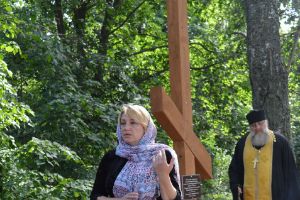 В деревне Стайки освящен поклонный крест (ФОТО)