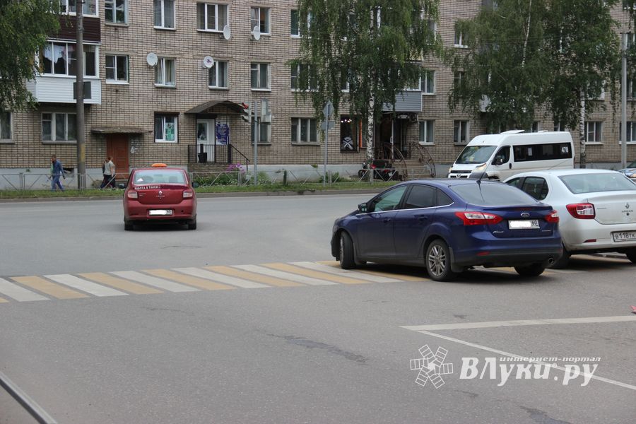 ДТП на перекрёстке Зверева-Гагарина (ФОТО)