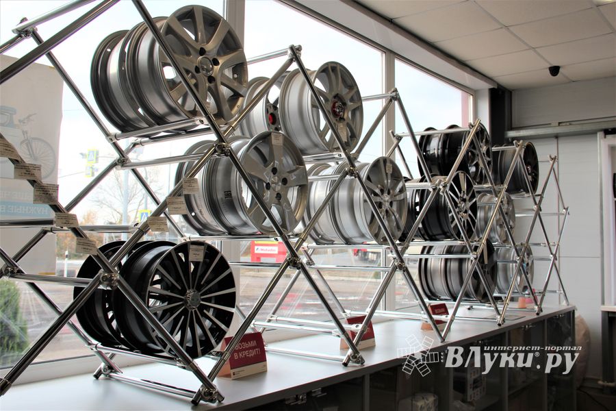 Подарок к Дню автомобилиста в шинном центре «Truck Point» (ФОТО)