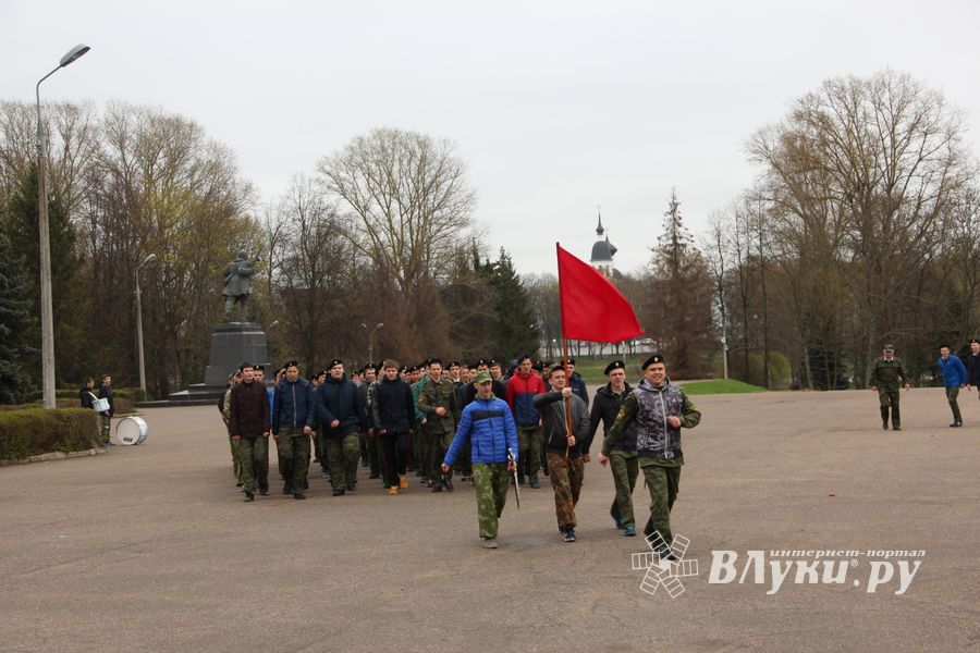 8 лицей готовится к параду 9 мая (ФОТО)