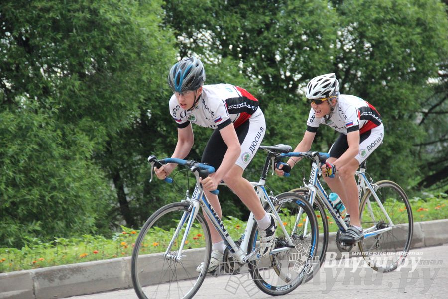 Гонка-критериум по велосипедному спорту