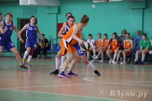 игра за 1 место, девушки: НГУ (Санкт-Петербург) — ВЛГАФК (В. Луки)