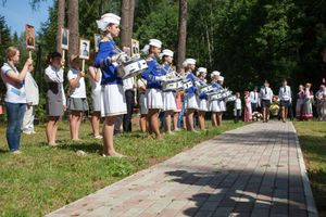 Турчак зажег партизанский костер и спел «Катюшу» вместе с ветеранами (фото)