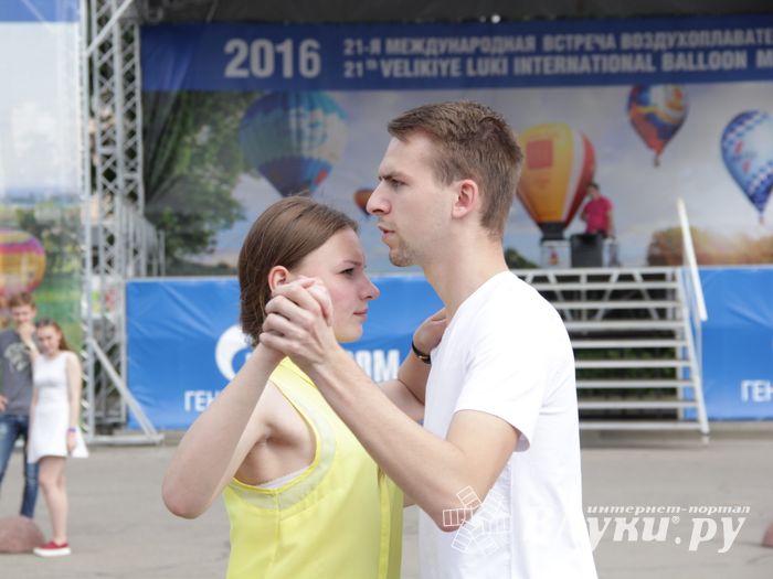 Репетиция вальса