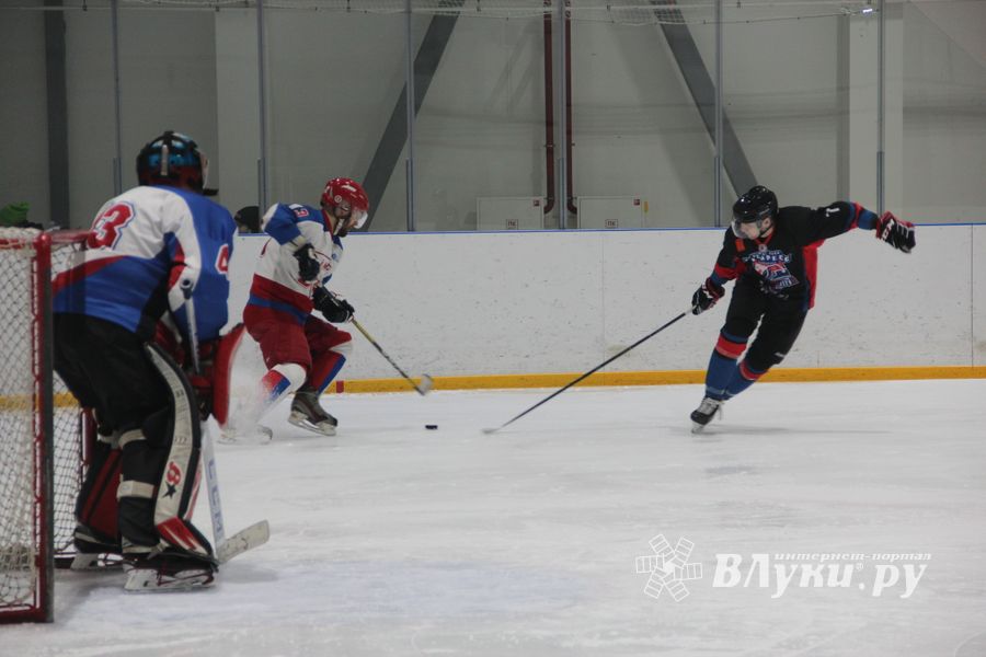 Великолучане уступили красногородцам поездку в Сочи (ФОТО)