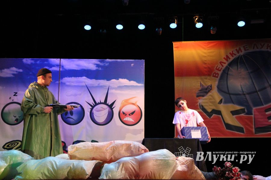 Осенняя игра КВН, посвященная 850-летию Великих Лук (фото)